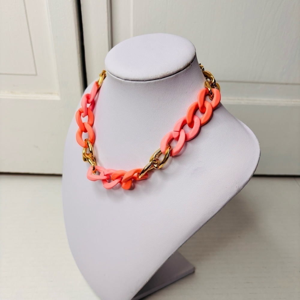 New ADORNIA Pink Curb Chain Necklace - Picture 5 of 8